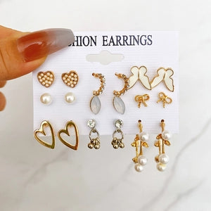 Golden Romance Heart & Pearl Earring Set