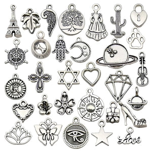 ✨ Charm Carnival: A Little Bit of Everything 30 Pieces!✨