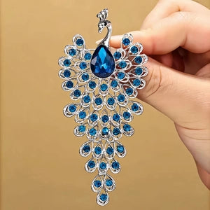 🦚 Sapphire Splendor Peacock Brooch 🦚